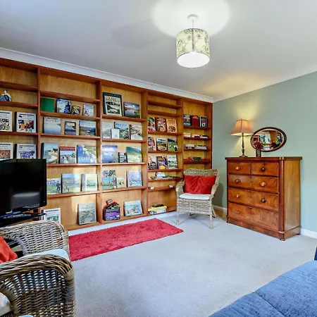 4 Bed In Ambleside Oc-93818 펜션